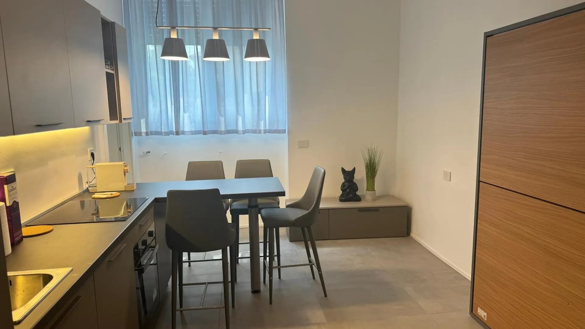 New!! Statuto Apartments Bergamo
