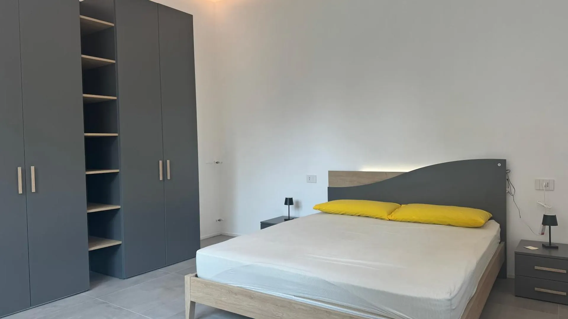 New!! Statuto Apartments Bergamo